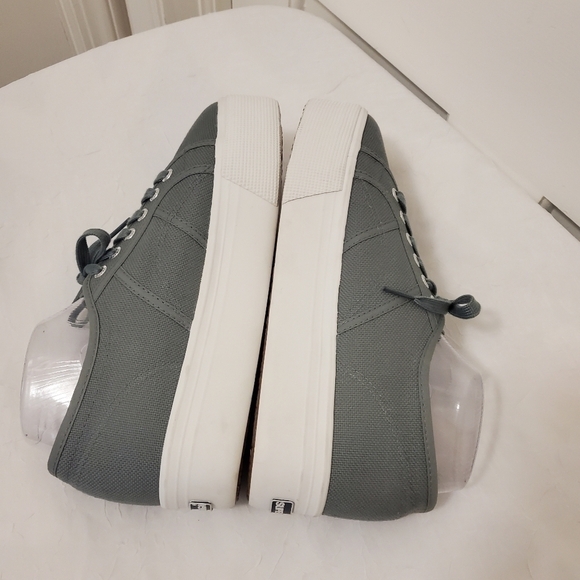 NWOB Superga Unisex Platform Laceup Sneaker Shoes M8 L9.5 - Picture 5 of 11